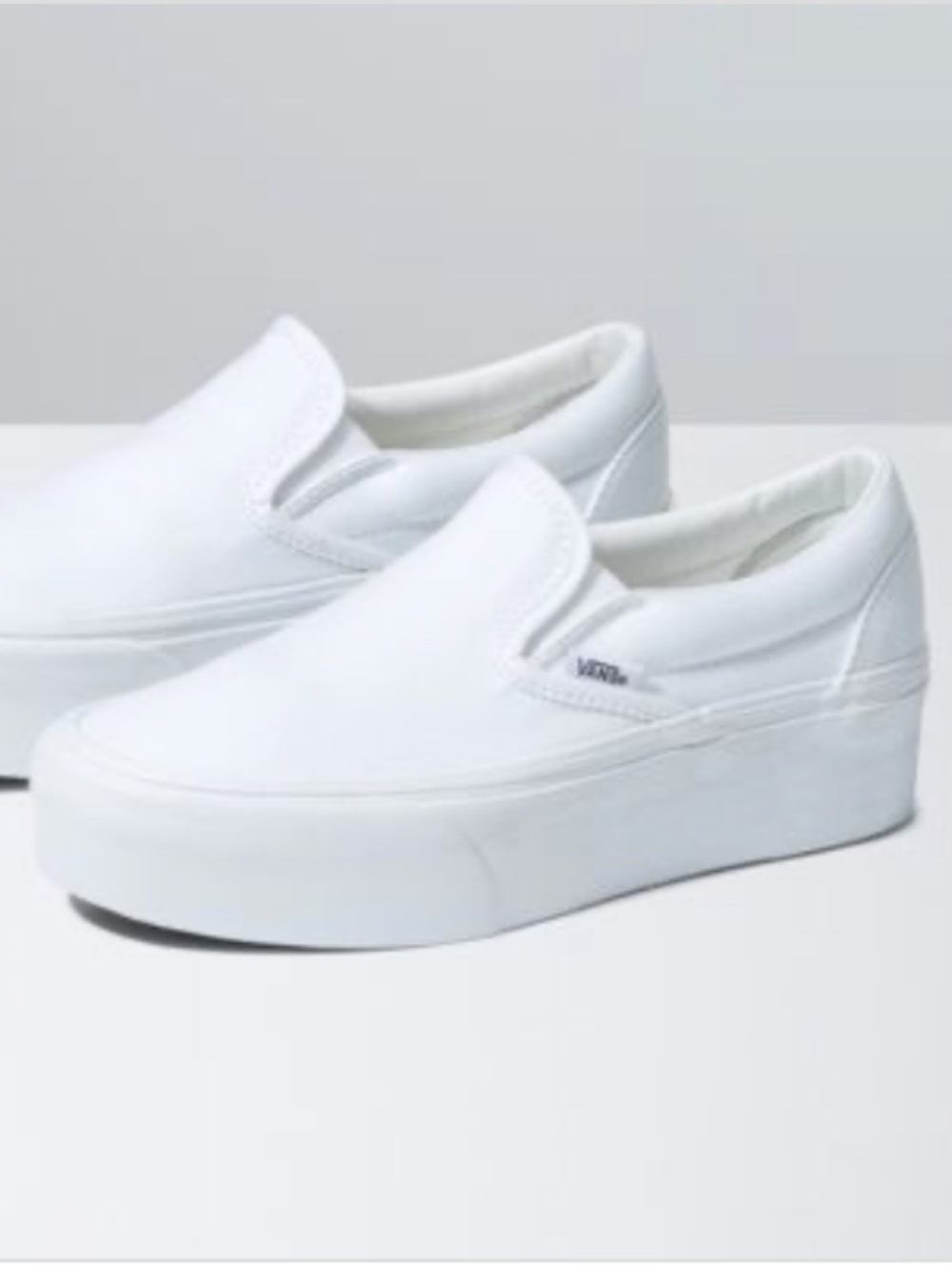 Vans Women's SZ: 11, Men's US 9,5 , UK 8.5Classic Slip on Platform Sneakers NWT